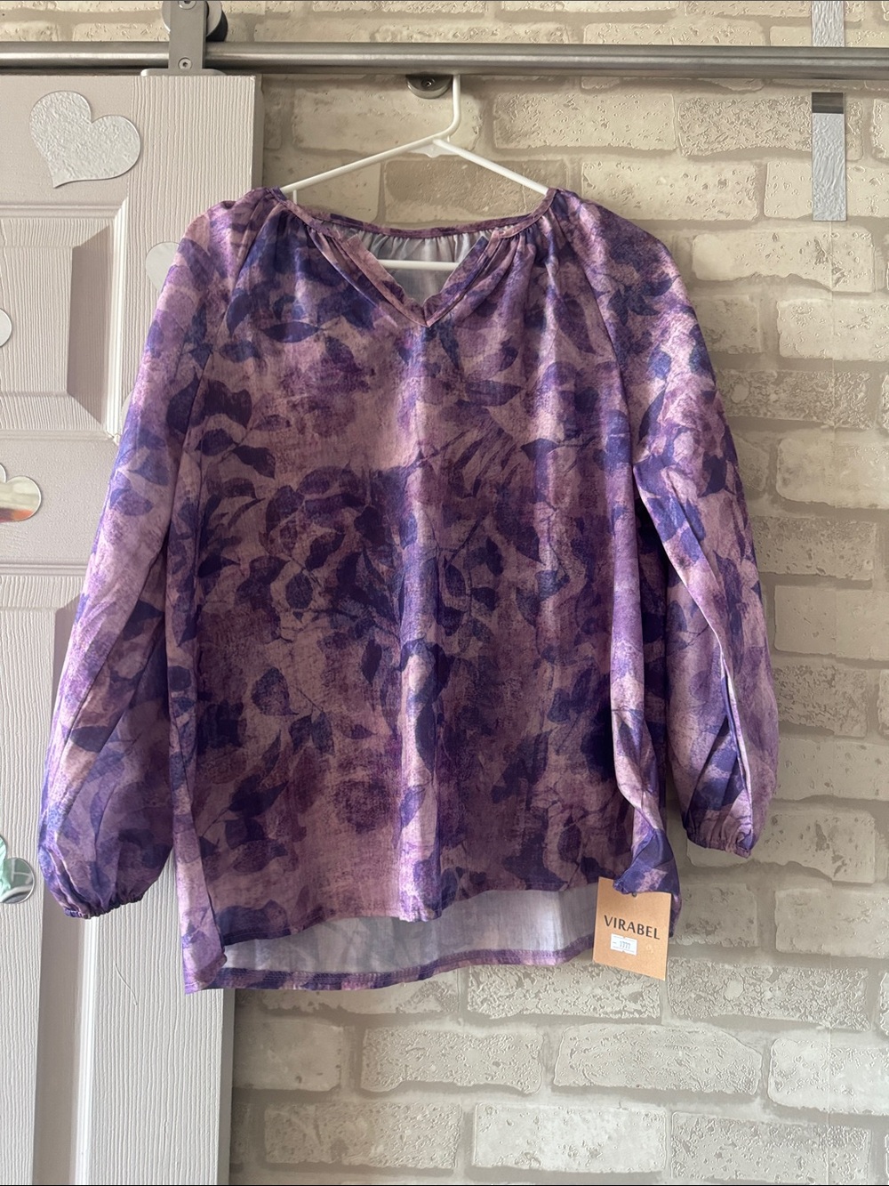 NWT M Purple Floral V-Neck Women's cotton Blouse